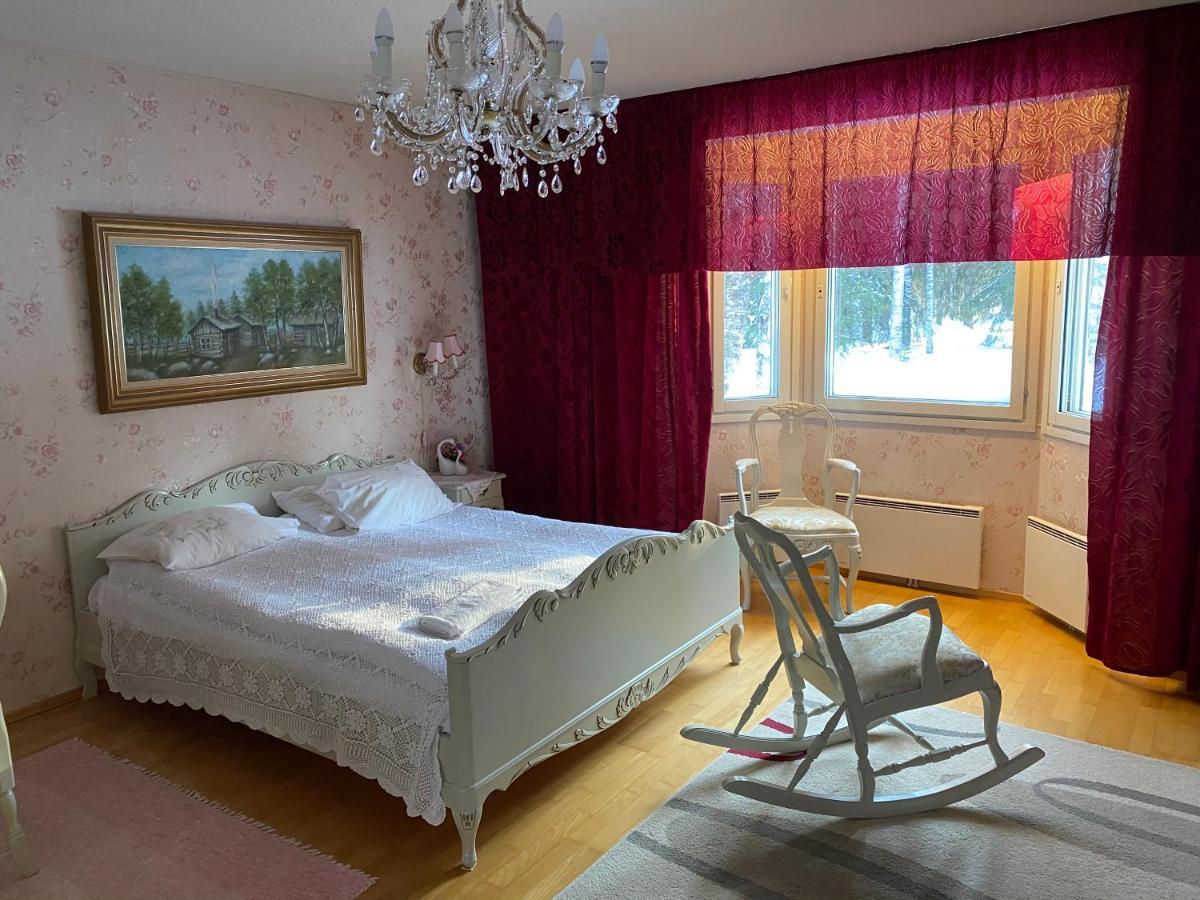 Hotelli Kultainen Joutsen Kuusamo Ngoại thất bức ảnh