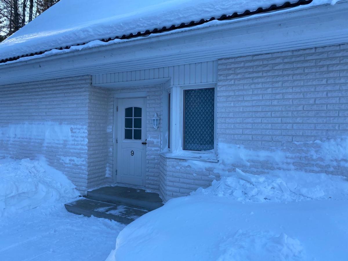 Hotelli Kultainen Joutsen Kuusamo Ngoại thất bức ảnh